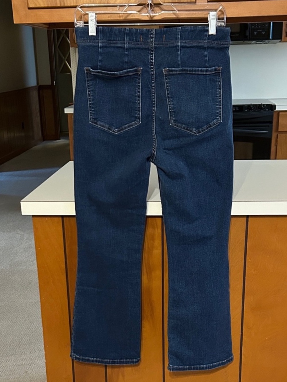 Free People High Rise Dark Wash Pull On Crop Flare Jeans 27
F - Picture 4 of 13
